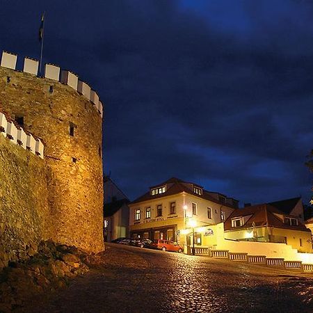 Hotel U Zlateho Byka Písek Exteriör bild