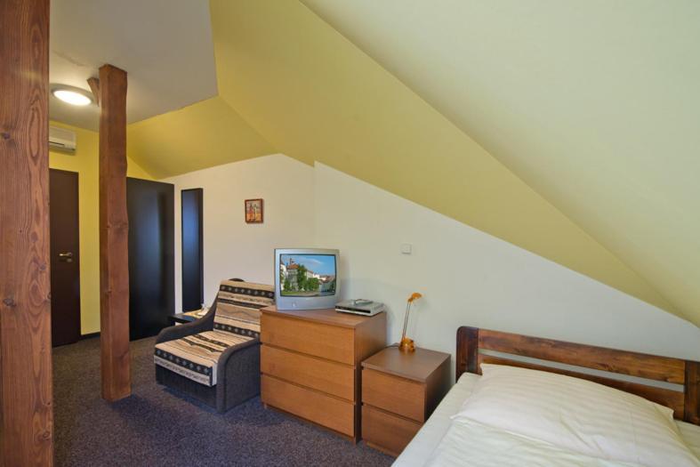 Hotel U Zlateho Byka Písek Rum bild